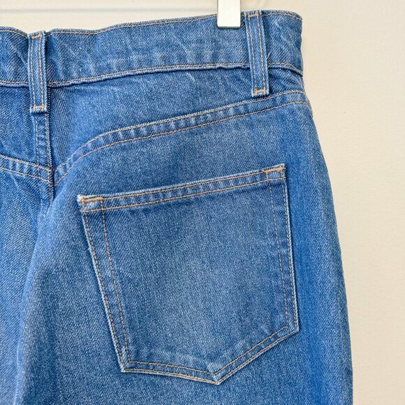 Reformation Cynthia Button Fly High Rise Straight Jeans in Zenia - Picture 7 of 8